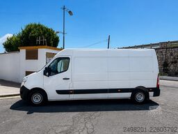 Nissan NV 400
