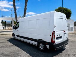 Nissan NV 400