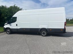 Iveco IVECO DAILY 35S16 HI-MATIC MY16 VAN GRANVOLUME
