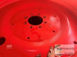 Taurus 520/70 R38 + 420/70 R28 Michelin