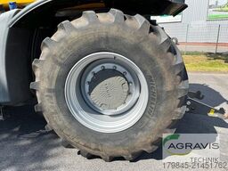 Claas XERION 4000 SADDLE TRAC + Zunhammer 11 CBM Aufsatz