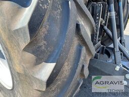 Claas XERION 4000 SADDLE TRAC + Zunhammer 11 CBM Aufsatz