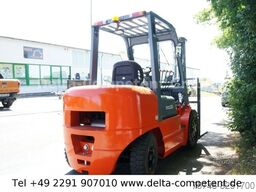 3000 kg CPCD30 Seitenschieber Zinkenverstellung