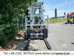  3000 kg CPCD30 Seitenschieber Zinkenverstellung