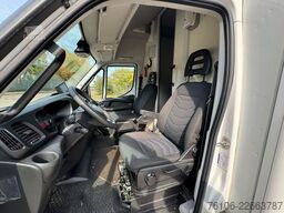 IVECO Daily 70C18 Hi-Matic Koffer mit Ladebordwand