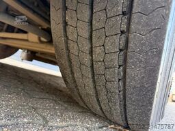 Scania P320 4X2 Slaapcabine 640.550KM Spoilers NL Truc...