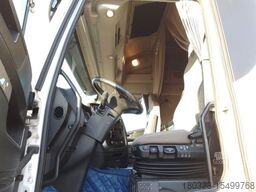 IVECO Stralis AS440S48