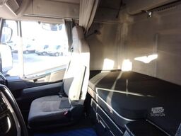 IVECO Stralis AS440S48