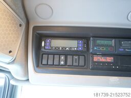 Renault D210 12T / Bitemperature Refrigerator