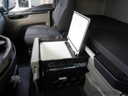 MAN TGX 26.400 / IGLOOCAR / Carrier Supra