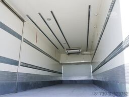 Mercedes-Benz Actros 2542 / GIGA cabin / Thermoking