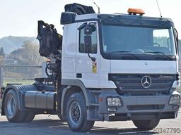 MERCEDES-BENZ ACTROS 1844 * Sattelzugmaschine *HIAB 330-5/FUNK