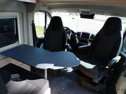 ROADCAR R 640 Citroen 140 PS Schlafdach, Assistenzpaket