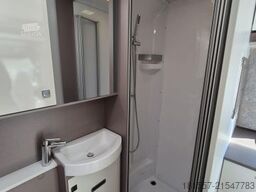 BÜRSTNER Lyseo TD 594