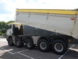 MAN TGS 49.460 10x8 tipper 413.700km