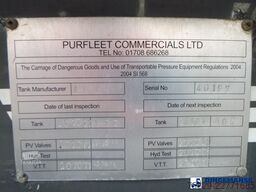 MAN TGS 26.320 6X2 RHD fuel tank 20 m3 / 4 comp