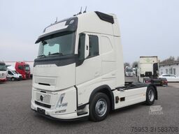 Standarta vilcējs Volvo FH 500 Aero XL Euro 6 Leder Retarder Mikrowelle