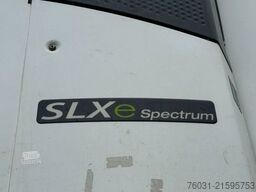 SCHMITZ CARGOBULL 3 Axle Frigo Thermo king SLXe Spectrum H2.65m
