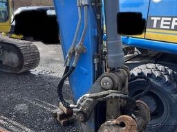 LIEBHERR LC 926 mit Drehkranzschaden