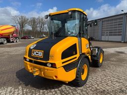 JCB 407 SV, hydr. S.W.S., Palettengabel, Neuwertig