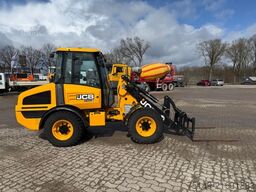 JCB 407 SV, hydr. S.W.S., Palettengabel, Neuwertig