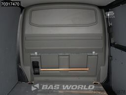 Volkswagen Transporter 110pk L1H1 Trekhaak Navi Airco Crui...