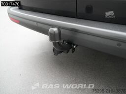 Volkswagen Transporter 110pk L1H1 Trekhaak Navi Airco Crui...