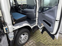 FUSO Canter 3S13 3.0 Automaat Veegvuilkipper zijlade...