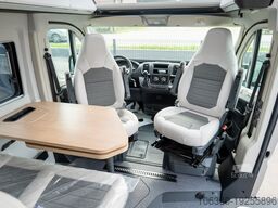 ADRIA TWIN 640 SGX POPTOP - 60Y