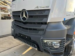 Mercedes-Benz Actros 4048 S 6x4 Tractor Head