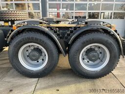 Mercedes-Benz Actros 4048 S 6x4 Tractor Head