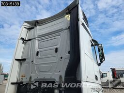 Mercedes Actros 1851 4X2 BigSpace Retarder 2xTanks ACC