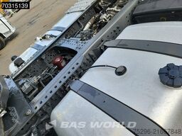 Mercedes Actros 1851 4X2 BigSpace Retarder 2xTanks ACC