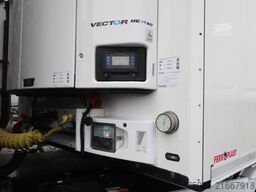 Schmitz Cargobull SKO 24 bitemp Multitemp Doppelstock Carrier