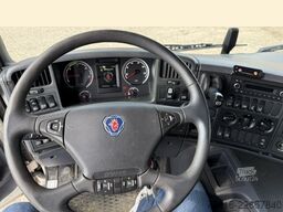 SCANIA P 360