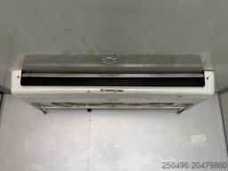 Mercedes-Benz Antos 2543 6x2*4 THERMOKING UT 800 / BOX L=7604