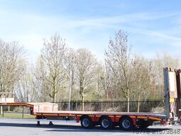 Max Trailer MAX 100 | 3-AXLE | LIFT DECK | SLIDING RAMPS