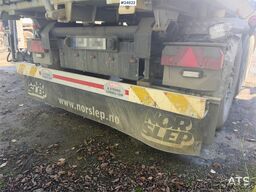 Istrail Triple-Axle Trailer