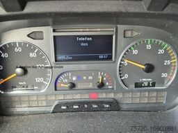 Mercedes-Benz 1222 Werkstattkoffer mit Regalsystem