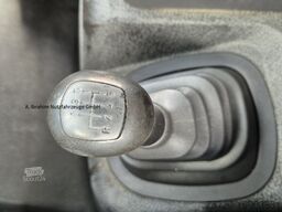 Mercedes-Benz 1222 Werkstattkoffer mit Regalsystem