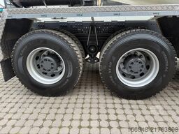 Renault K480 Renault K480 8X4 EuromixMTP EM 9 L