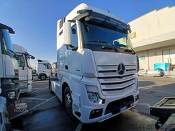 Mercedes-Benz Actros 1848
