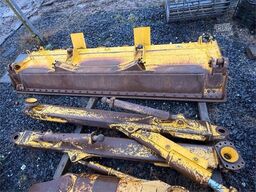 Komatsu D65PXi-18