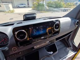 MERCEDES-BENZ Sprinter Lord Comfort 22 Sitzer Stock COC Stock