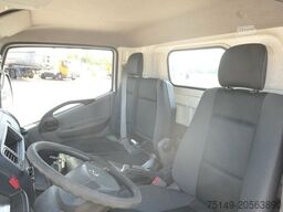 Nissan 32.12 4x2, 11m Arbeitshöhe, Klima,3. Sitz