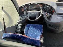 Mercedes-Benz Tourismo 17RHD