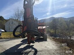 Sandvik DX600R drill rig with HL650 hammer, GPS, and wate