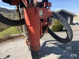 Sandvik DX600R drill rig with HL650 hammer, GPS, and wate