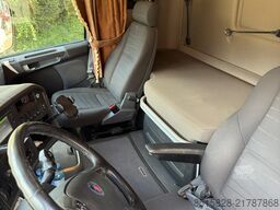 Scania R520 V8