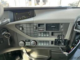 Volvo FH 13.420 Globetrotter / Mega / 2x Tank / Full Air